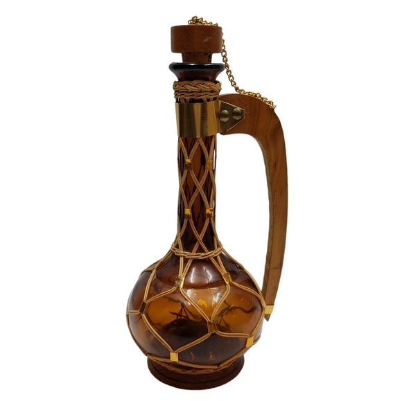 Vintage Carafe Bottle Hand Made Brown Amber  Glass Wicker Boho - Picture 16 of 16